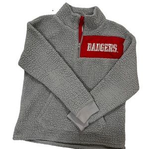 PINK BY VS WISCONSIN BADGERS SHERPA